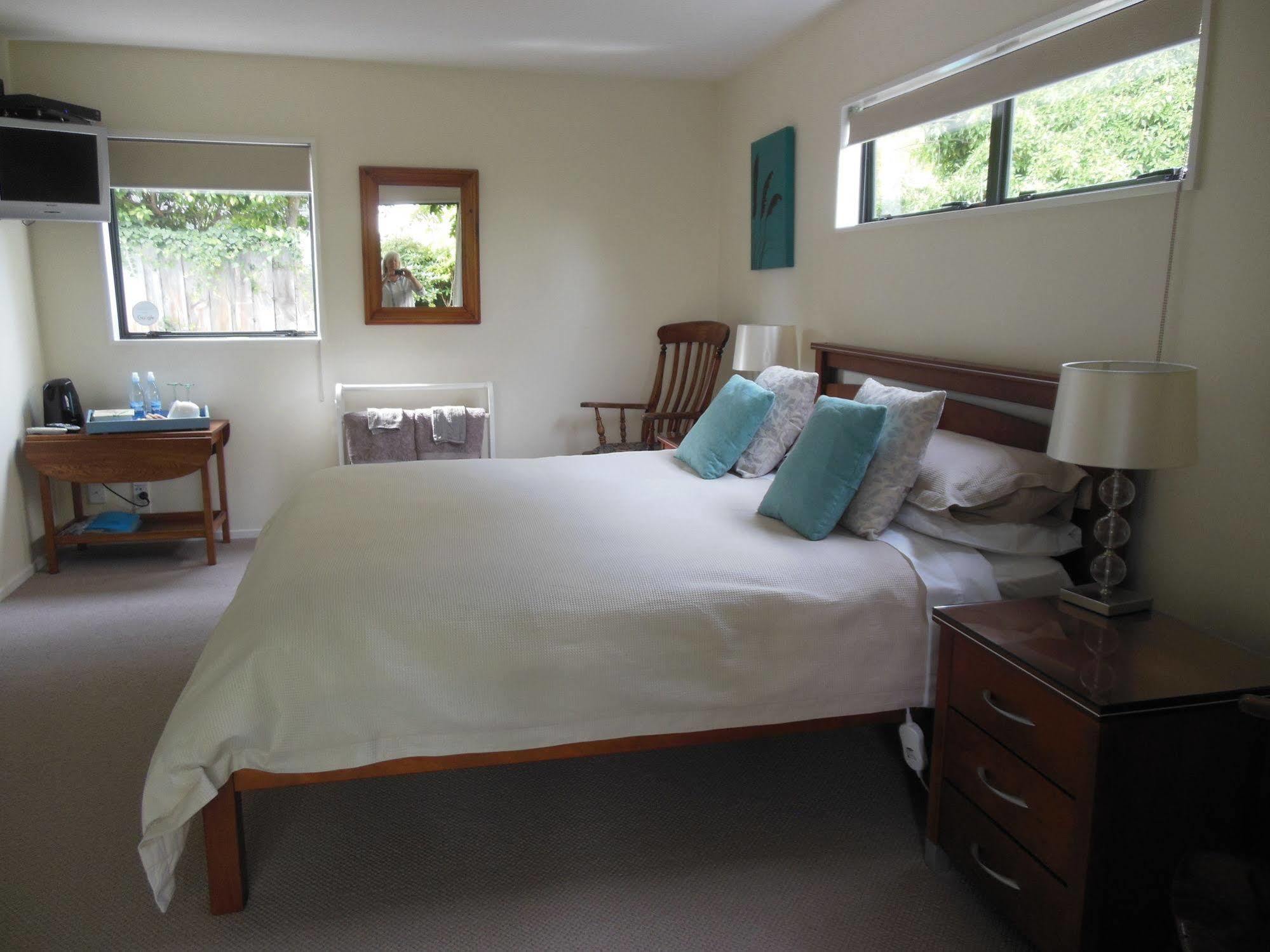 Garden Bed And Breakfast Christchurch Ngoại thất bức ảnh